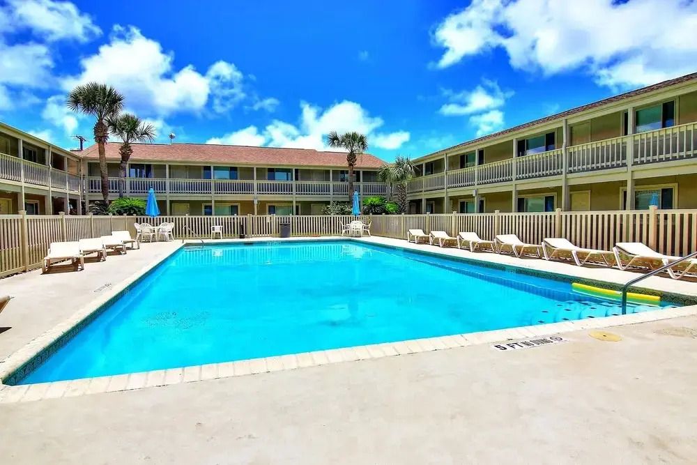 The Cozy Coconut condo