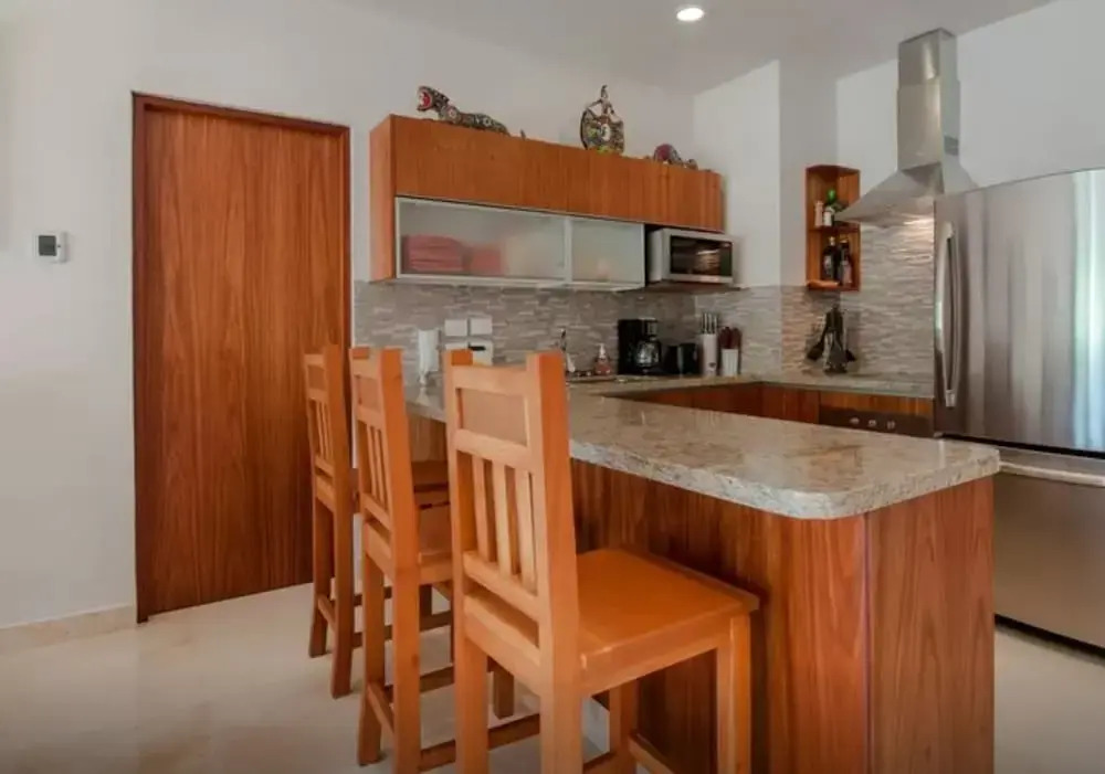 Magnificent 3BR condo close to the Caribbean sea by Happy Ad
