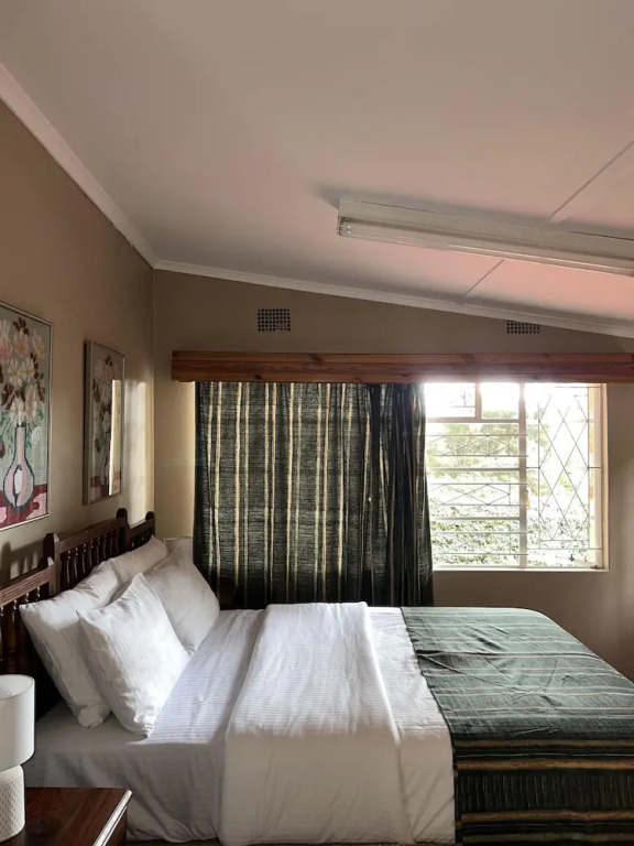 Three Bedroomed House in Juliasdale - 2192