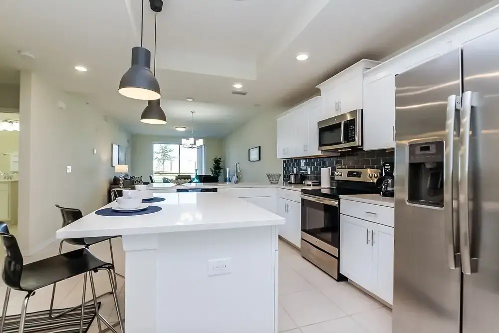 4741ct Unit 105 Amazing Story Lake Brand New Condo