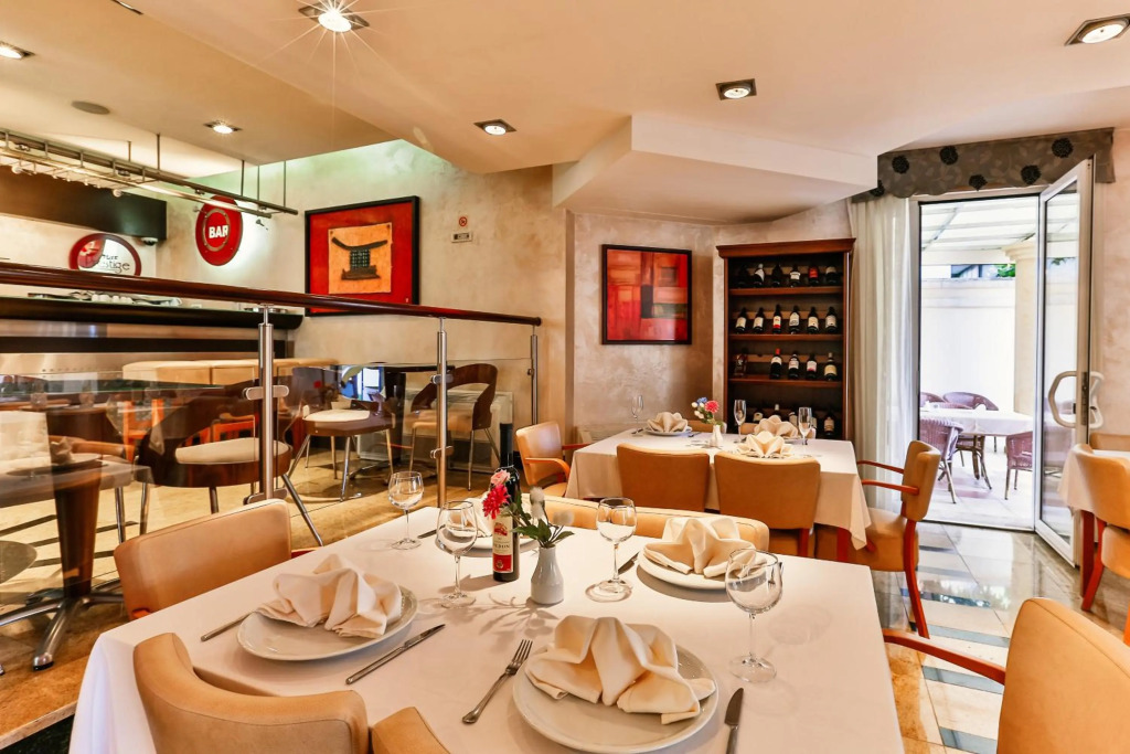 Hotel Max Prestige