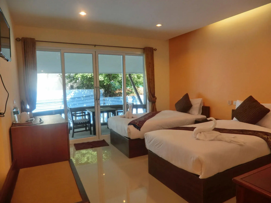 family guesthouse chaweng