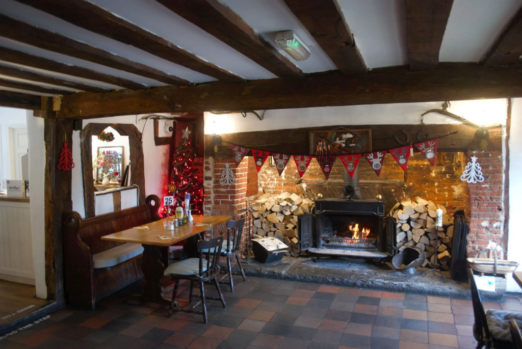 Half Moon Inn