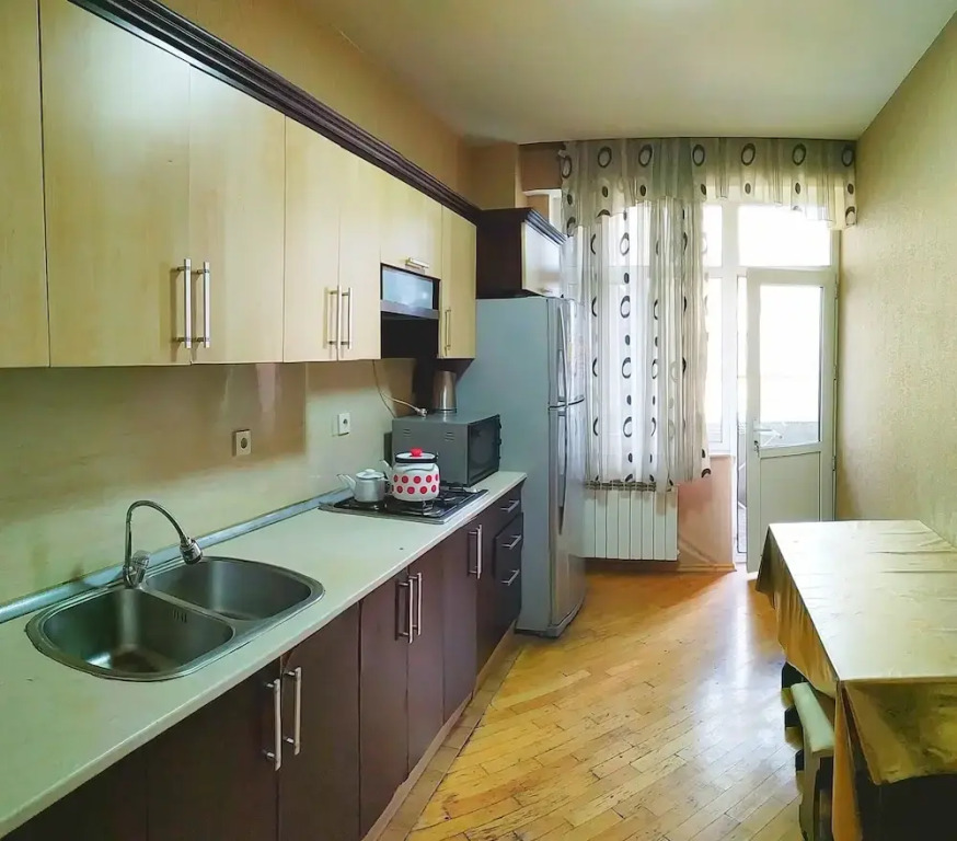 Bakuvi Tourist Apartment B085