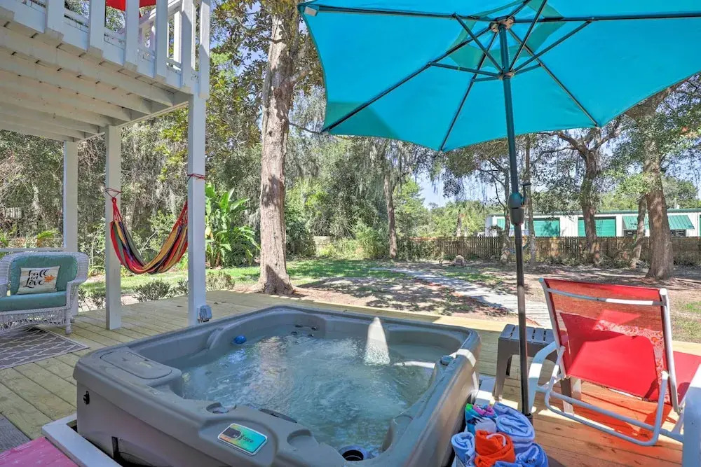 'An Acre Paradise' Home w/ Hot Tub in St Augustine