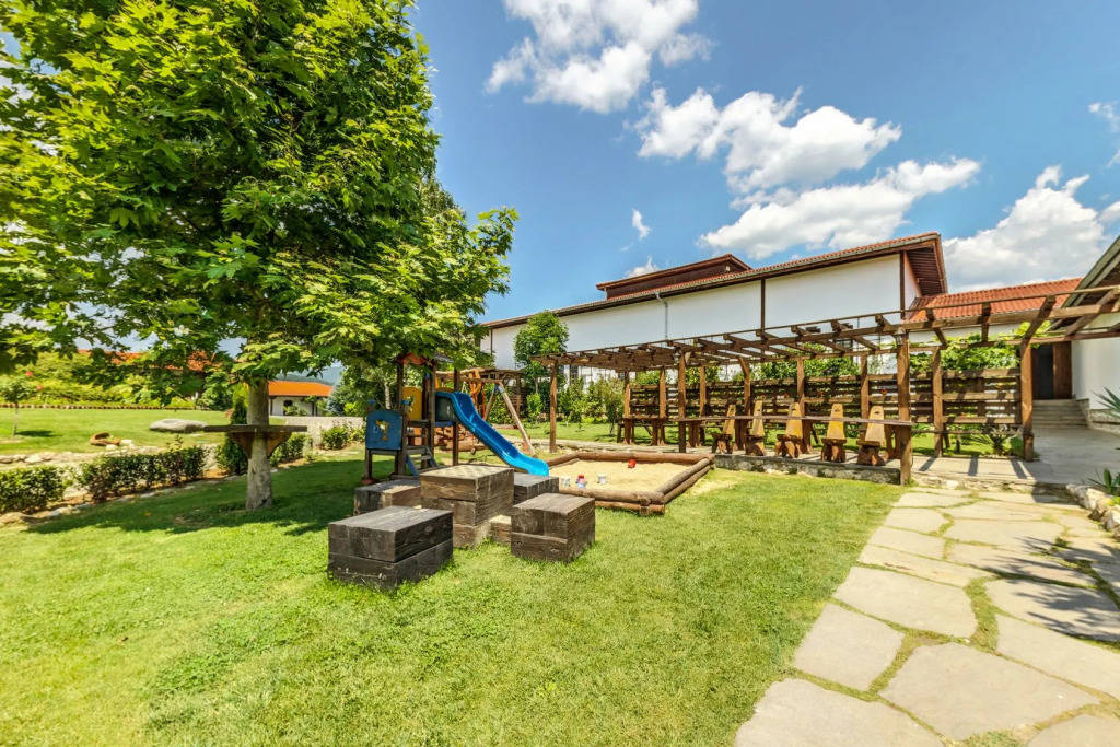 Wine & Spa Complex Starosel