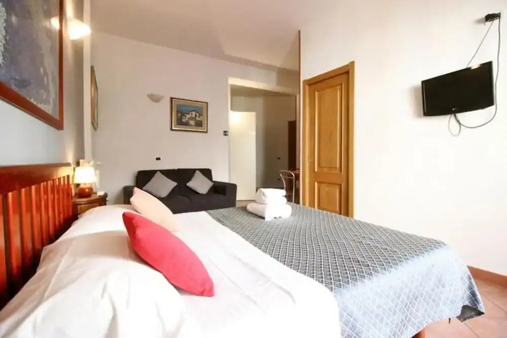 Apartment for Three Person in Rome