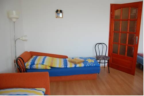 Bronson Apartman