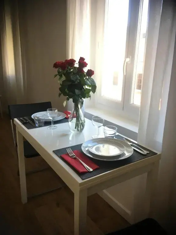 Au Coeur du Port Rue Rusca