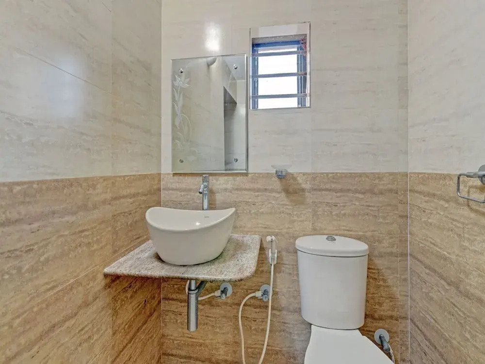 OYO 24176 Home Sea View Stay Anjuna Beach