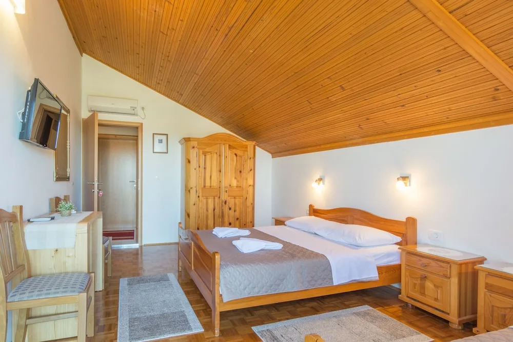 Bed & Breakfast Maki