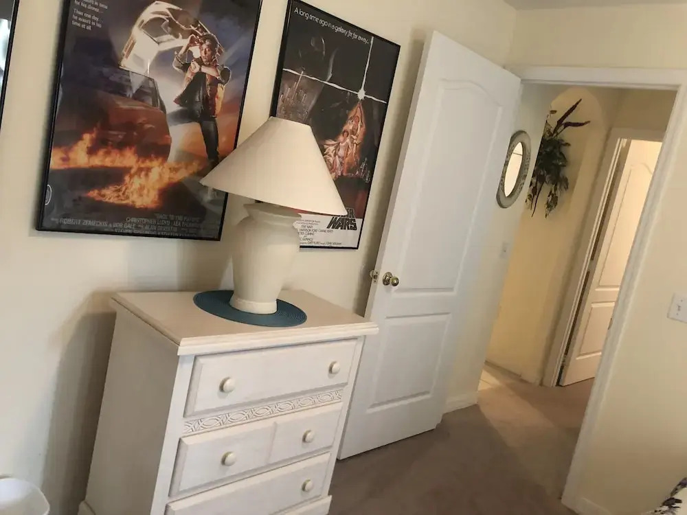 Gorgeous 4 Bed Home with Private Pool and Gamesroom in Disney Area (TR562DD)