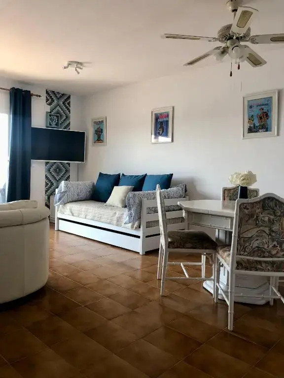 Appartement 80 m2,Port Rhodes D-2 chambres, terrasse panoramique, vue sur le canal principal d’Empuriabrava