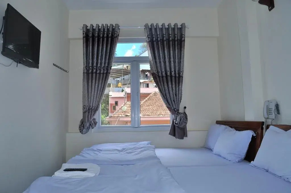 Full House - Ngoc Tram Anh Hostel