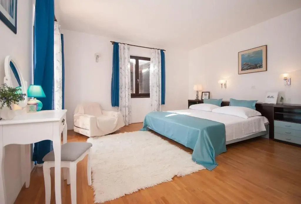 Apartment Sunny