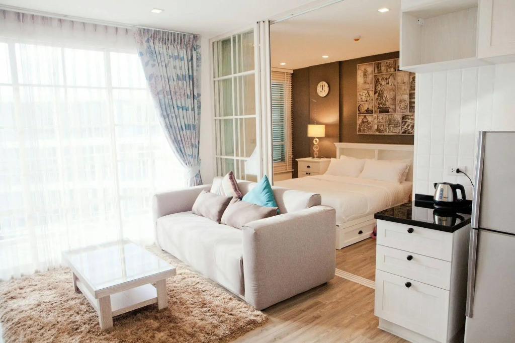 Summer 708 by Huahin Holiday Condo