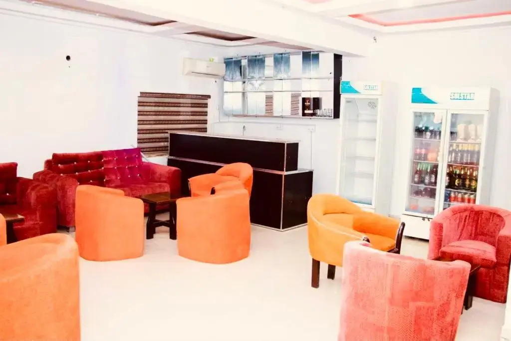 E-Gold Luxury Hotel