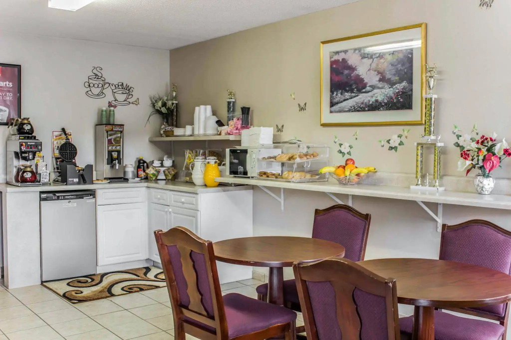 Econo Lodge Creedmoor - Butner