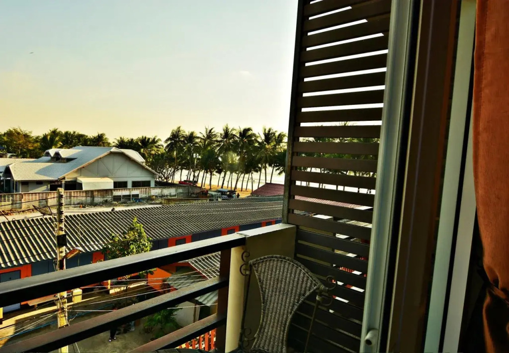 Be Rich Hotel
