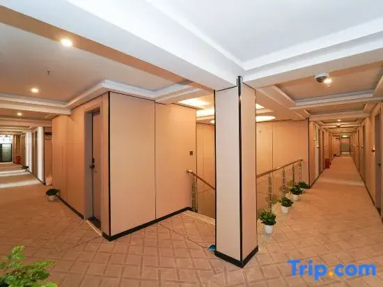 Yixin Hotel (Expo Yuanqiantan Branch)