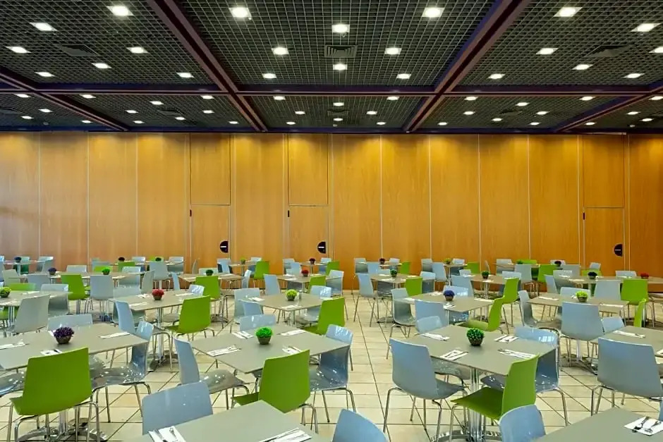 Shefayim Hotel