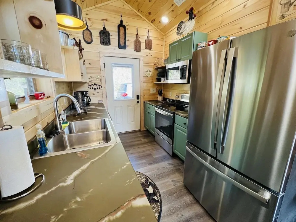 A Tyme To Chill 2 Bedroom Cabin by RedAwning