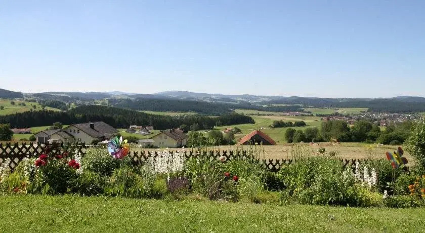 Hotel "Haus am Berg"
