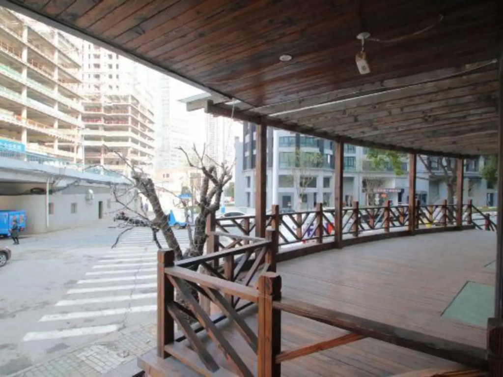 Yanrui Hotel