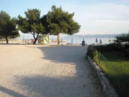Oli - R6(2) in Crikvenica
