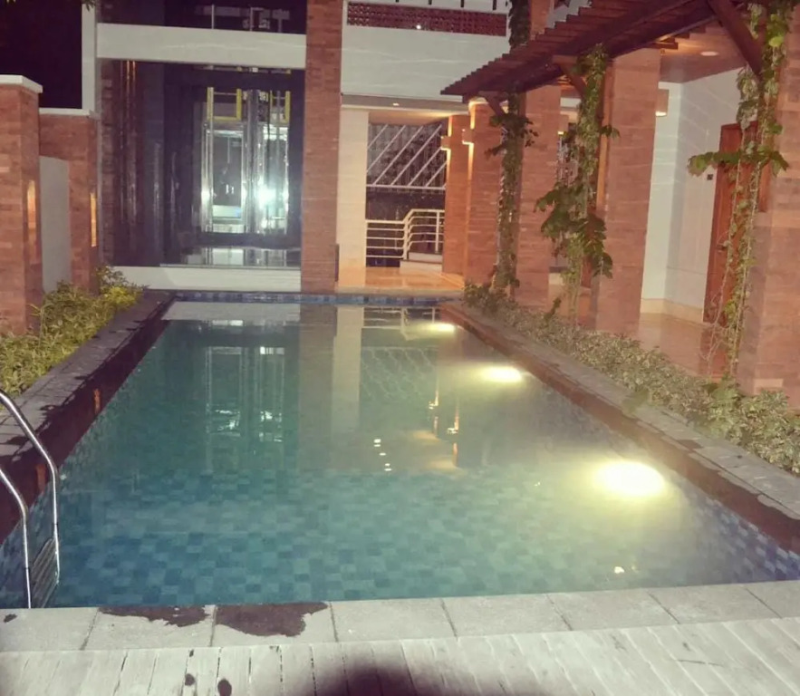 Hotel Parangraja