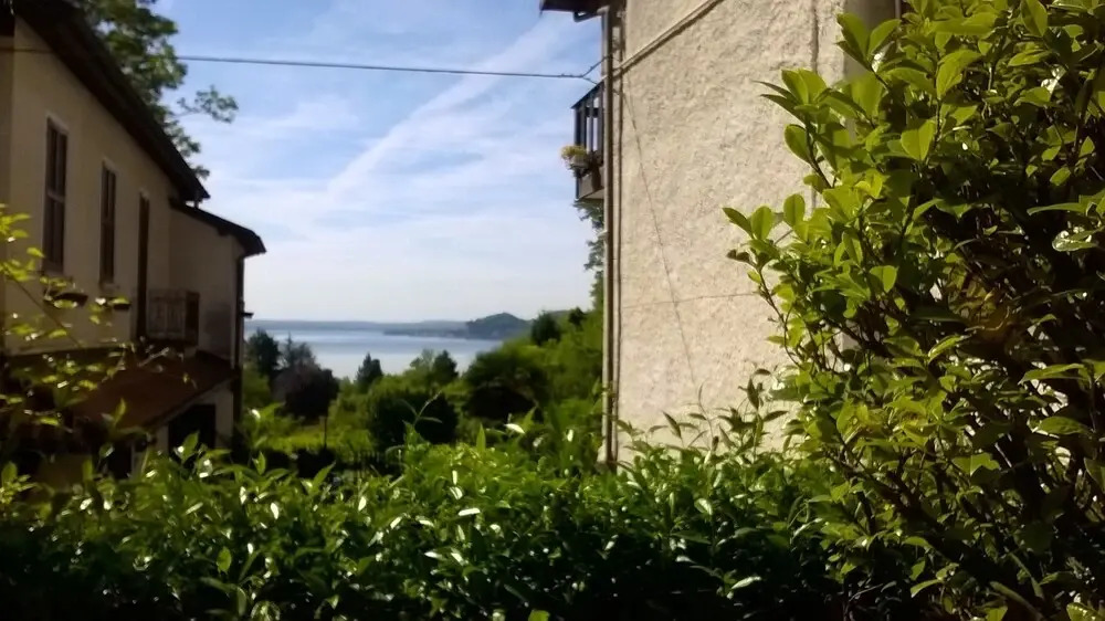 Apartment With one Bedroom in Lesa, With Wonderful Mountain View, Furn