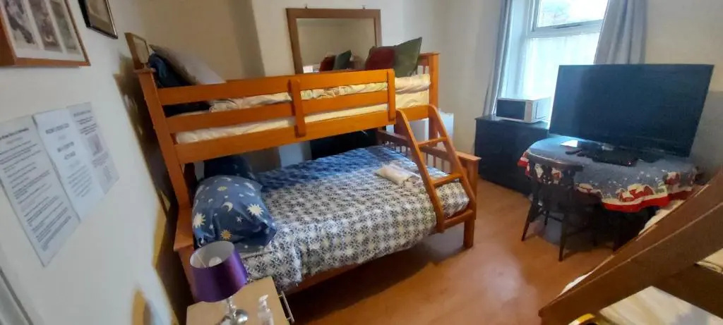 Phoenix Nights Guest House