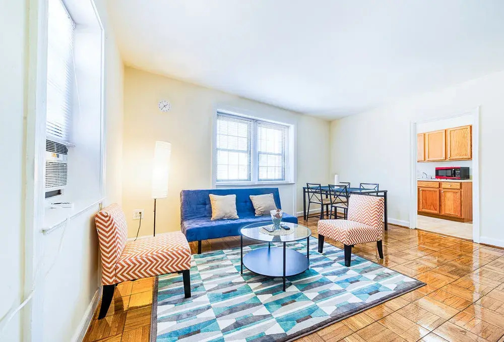 Ginosi Basics Thomas Circle Apartel