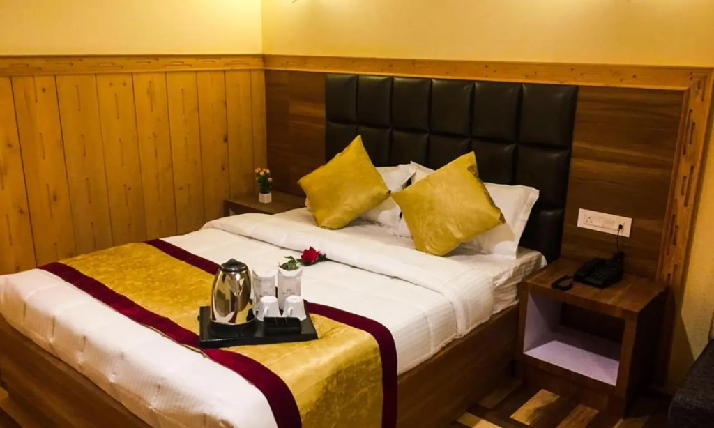 Hotel Golden Tashi Gakhil