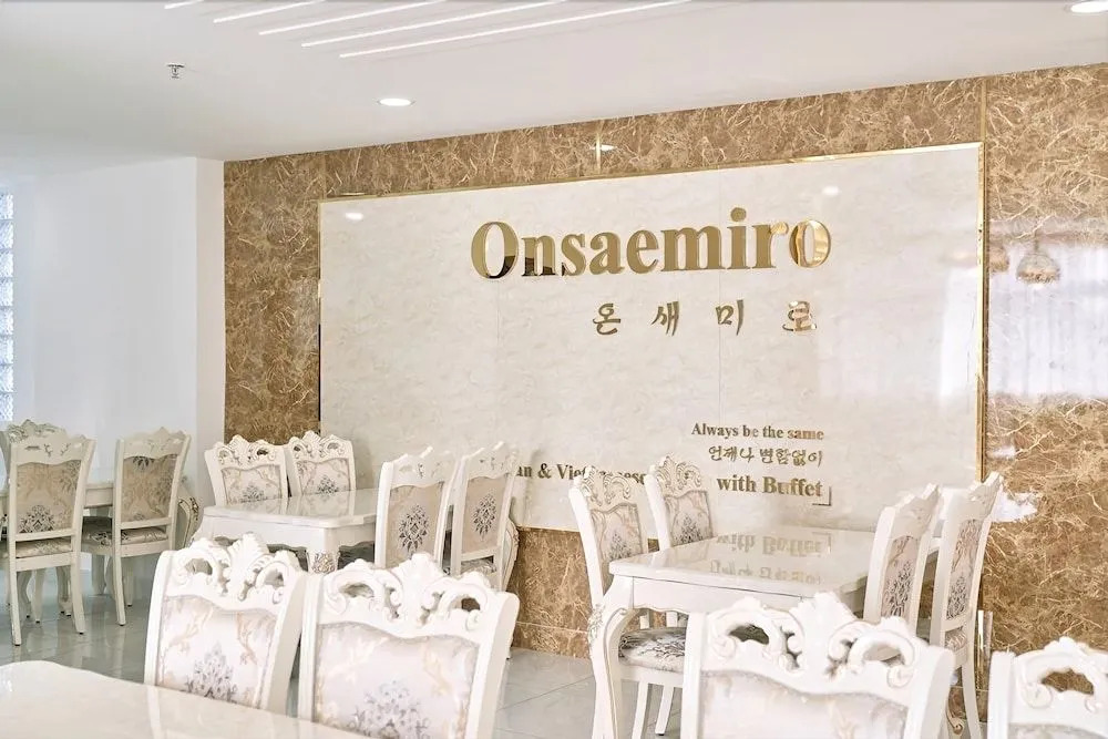 Top Hotel