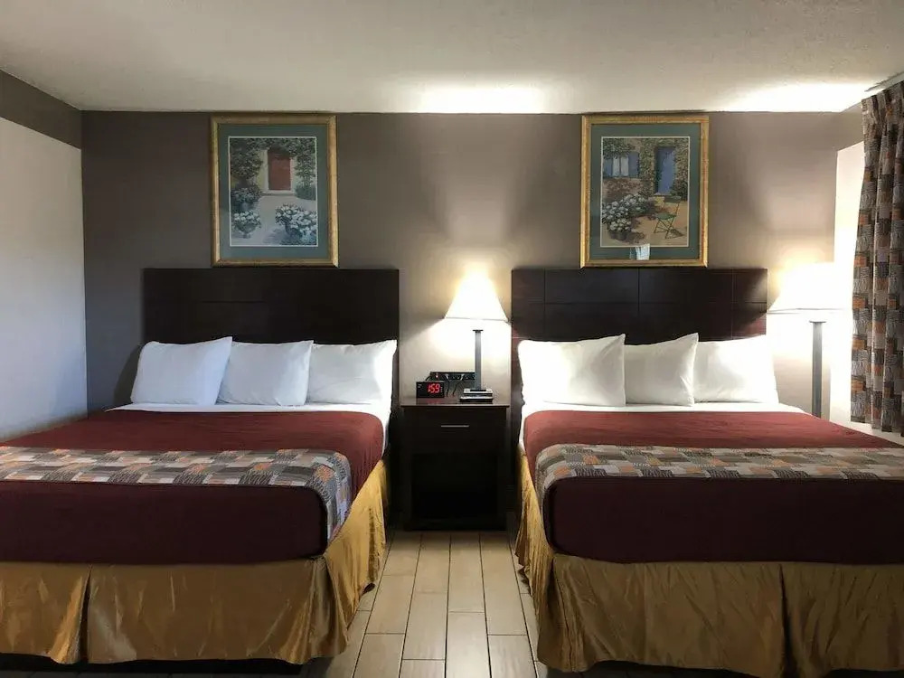 Sun Coast Inn