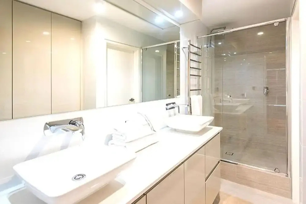 South Perth Deluxe Apartment