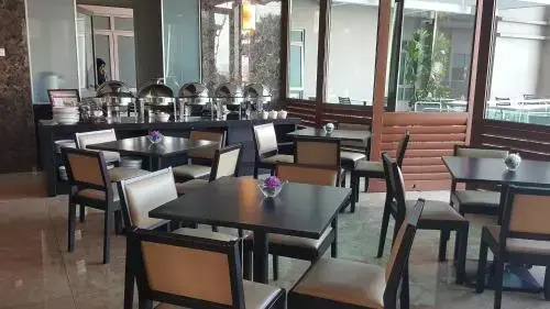 Shaftsbury Residence Cyberjaya with free parking & Netflix