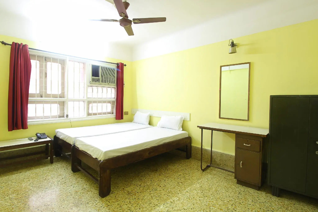 SPOT ON 44688 Hotel Moti Mahal