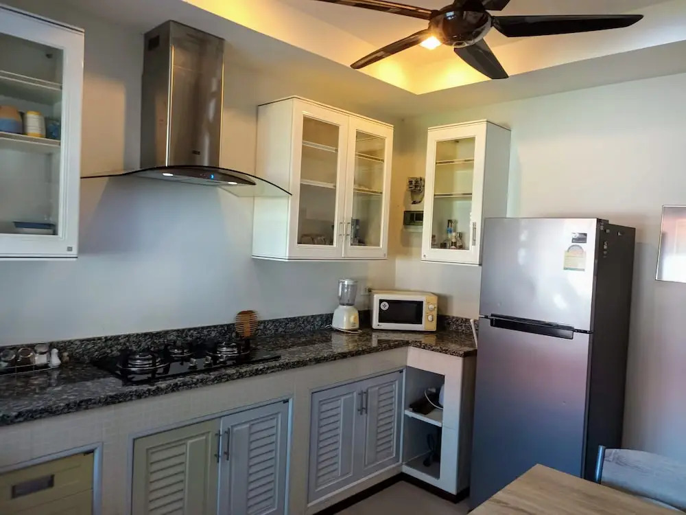 Peaceful 1 BR home in private residence