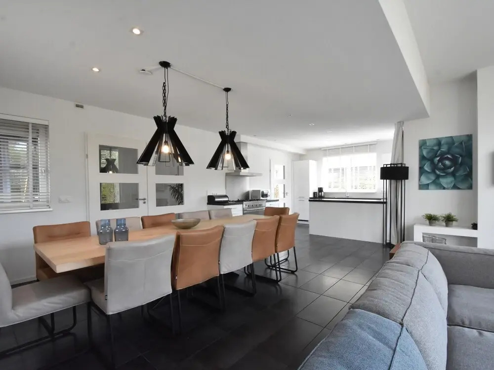 Modern Villa in Harderwijk with Hot Tub