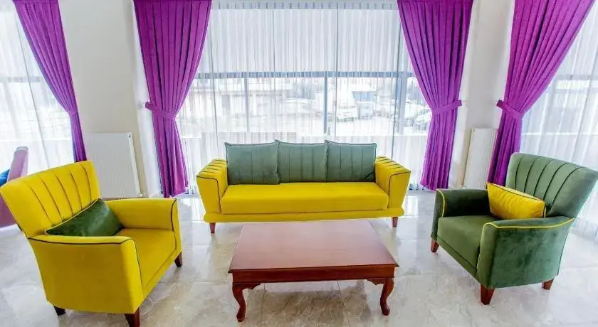 Rosso Hotel
