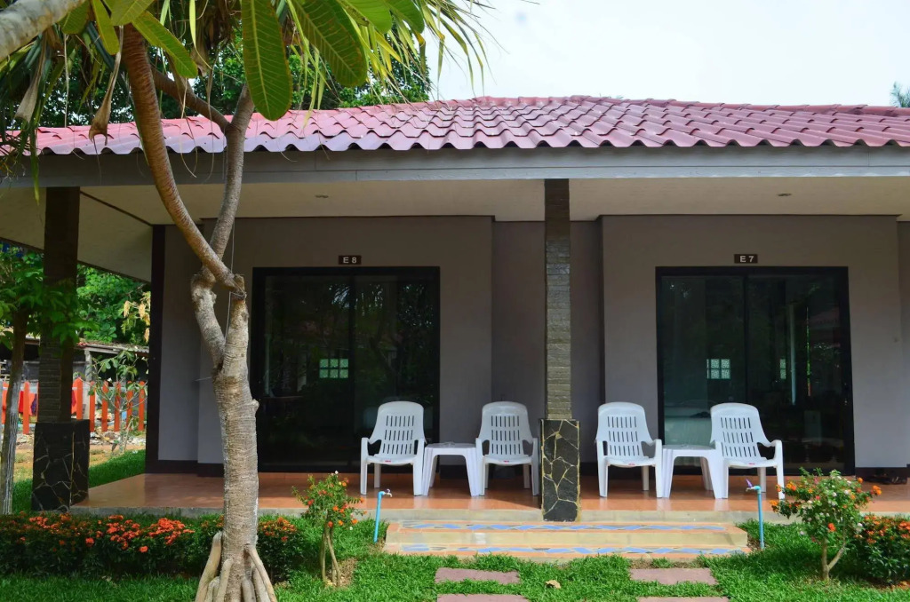 Lanta Nice Beach Resort - SHA Extra Plus