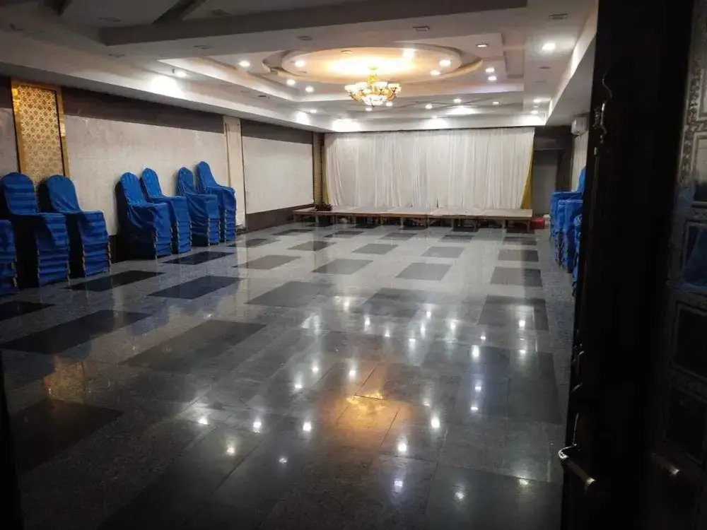 vijay park alandur