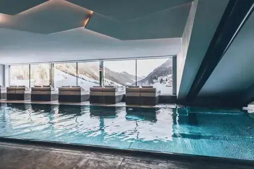 Elizabeth Arthotel Adults Only