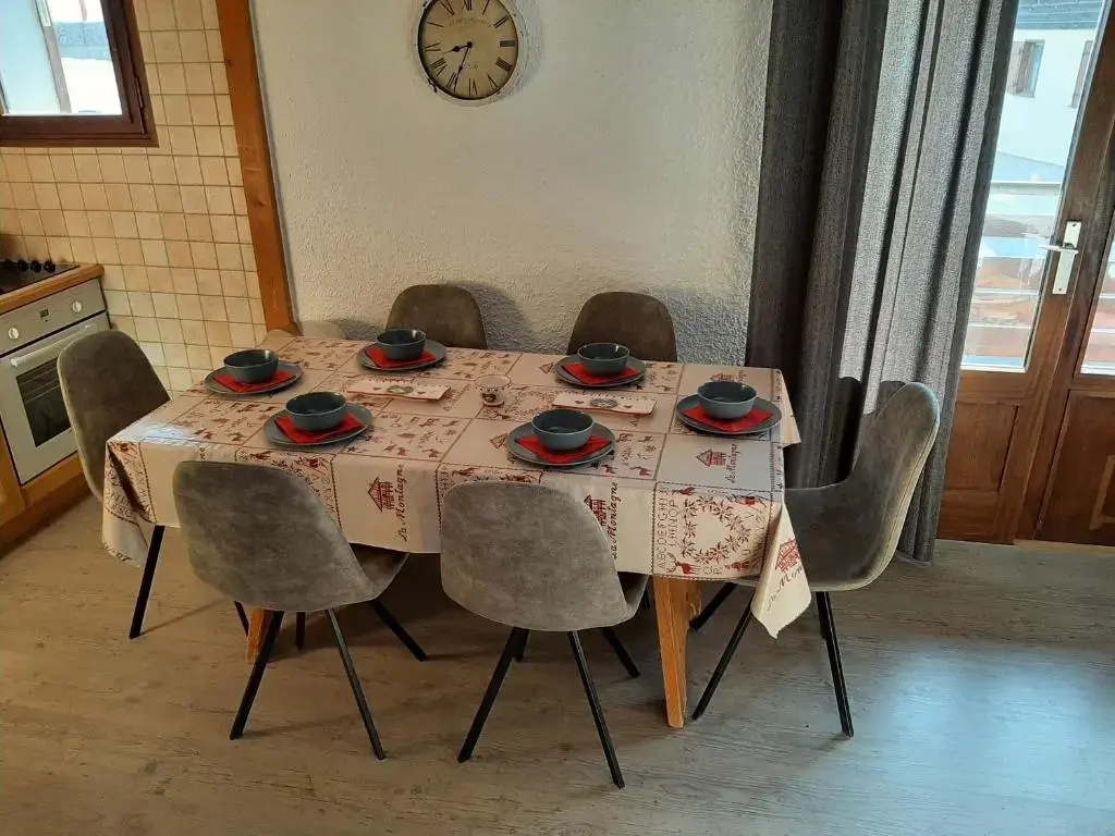Appartement Le Grand-Bornand, 4 pièces, 6 personnes - FR-1-467-59