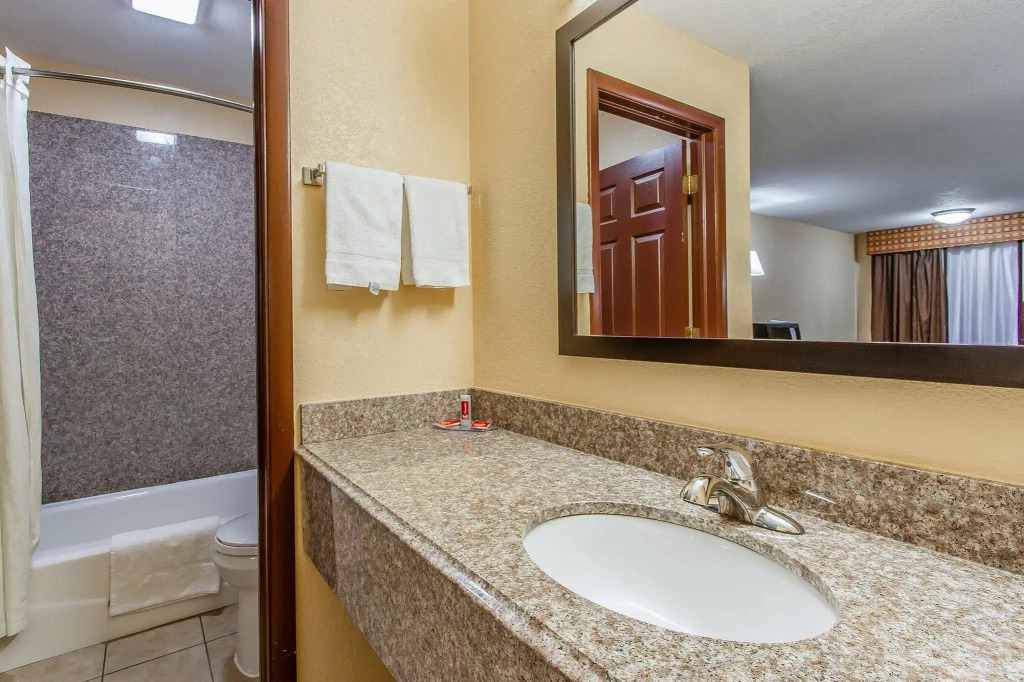 Econo Lodge Purcell