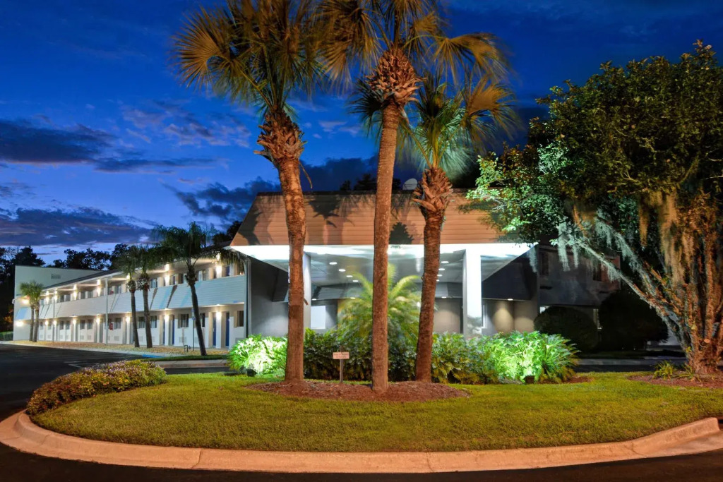 Studio 6 Extended Stay - Jacksonville, FL - Baymeadows