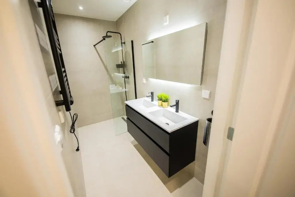 Admiringly 1 Bedroom Serviced Apartment 56m2 -NB306A-