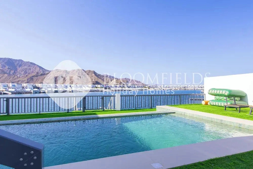 Bloomfields 4PluseMaid Royal Dana Villas